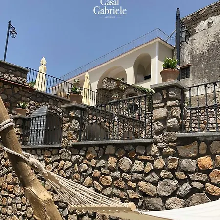 Casal Gabriele Фермерский дом Леттере